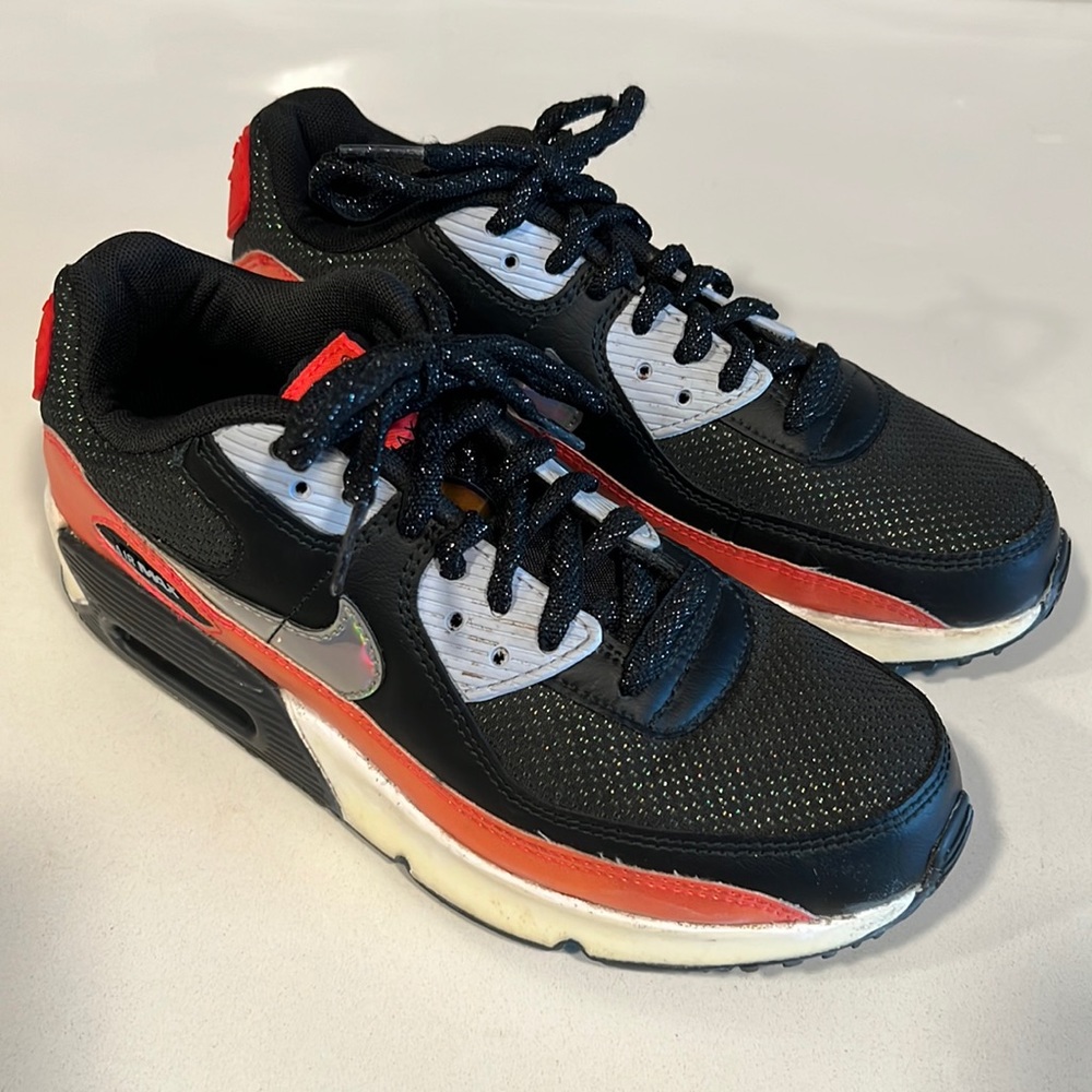 Gently worn Nike 2020 Air Max 90 FP GS Black Laser Crimson sparkle metallic 4.5Y